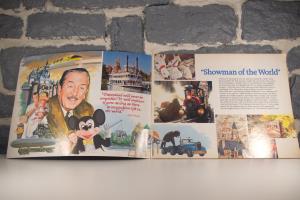 A Pictorial Souvenir of Walt Disney's Disneyland (04)